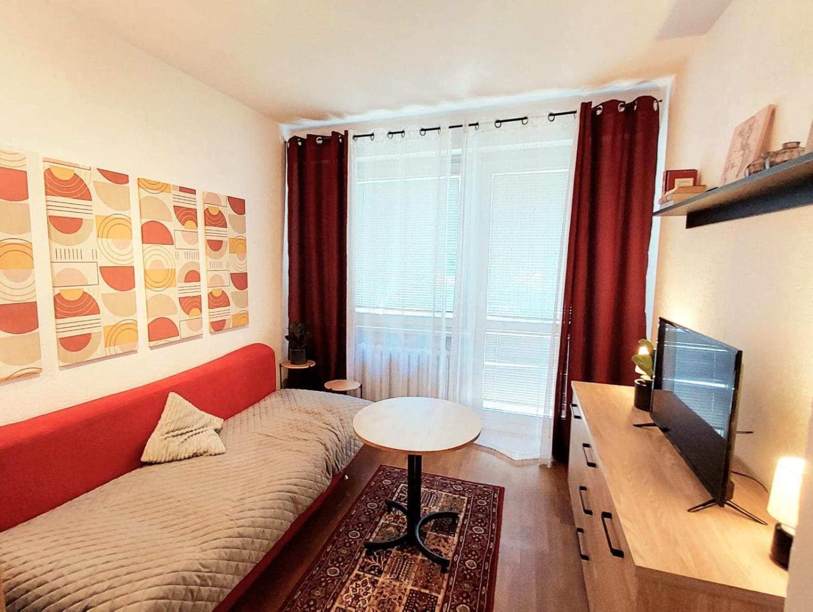 Apartament Pod Swierkiem Lägenhet Stary Toruń Exteriör bild